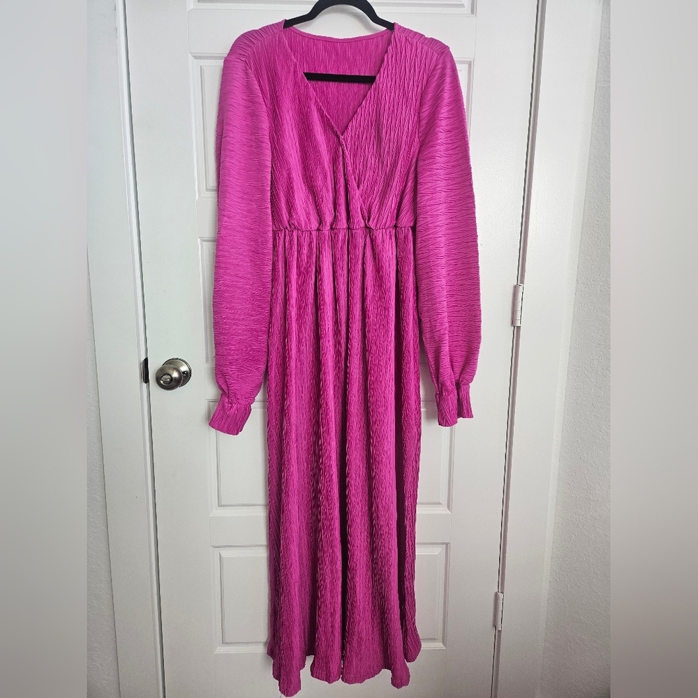 Vibrant Pink Fuchsia Long Sleeve Maxi Dress Textured Size Small